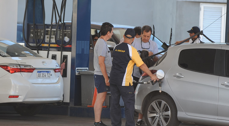 Estaciones de Maldonado y un emisor de Tarjetas de Crédito de se reunieron ayer, estudian trasladar aranceles a clientes