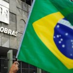 Salida de Petrobras de Uruguay es considerada como una oportunidad para estacioneros