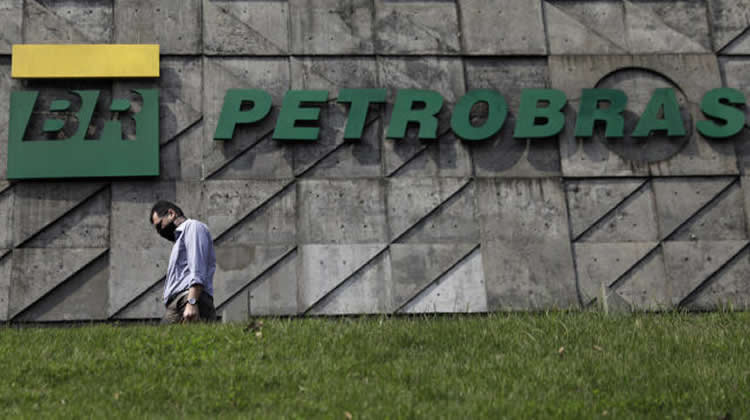 Por 62 millones de USD, se formalizó la compra de las 88 estaciones de Petrobras en Uruguay por parte de DISA