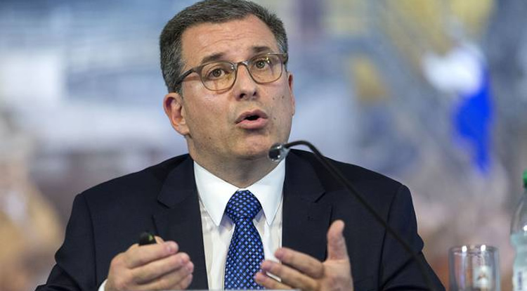 A pesar de anunciar pérdidas millonarias en el semestre, el presidente de ANCAP es optimista con nuevas reglas de juego