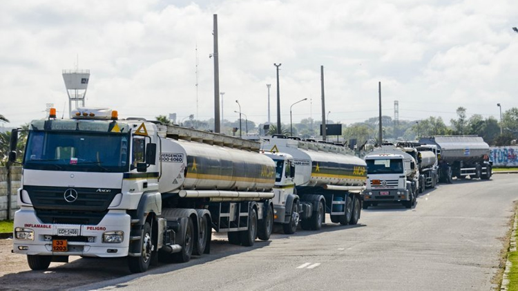 La Tablada extenderá su horario y los camiones podrán cargar combustible hasta las 22 horas