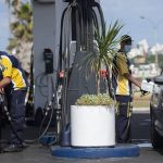 Aumento de los combustibles: Opiniones a favor y en contra sobre la decisión del Gobierno