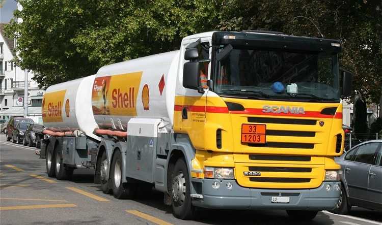 Los camiones de la compañía Scania utilizarán lubricantes sintéticos de Shell en todos sus servicios oficiales en Uruguay