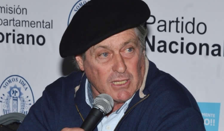 Robaban combustible de la intendencia de Soriano y lo comercializaban a través de particulares