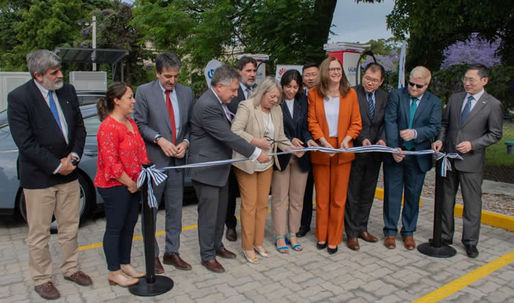 Uruguay ya cuenta con su primera electrolinera con una potencia instalada de 600Kw. que permitirá cargar vehículos en pocos minutos