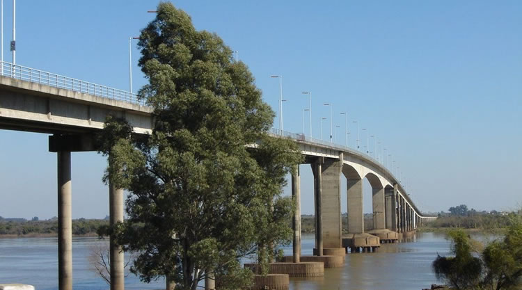 Comienza la construcción de nueva terminal de descarga de combustibles de ANCAP en Paysandú