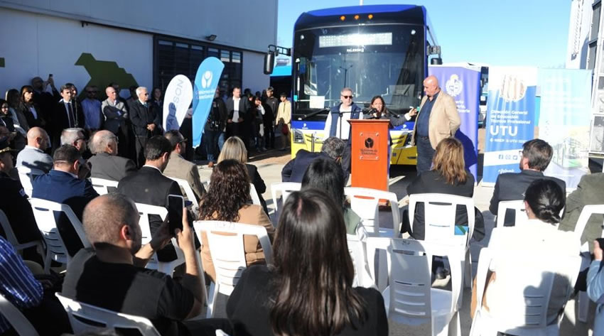 Uruguay se colocó en el top ranking regional de la electromovilidad con más de seis mil autos eléctricos circulando en el país