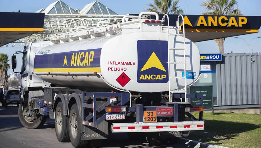 URSEA fijó un nuevo Precio Máximo Intermedio Transitorio para todos los combustibles regulados