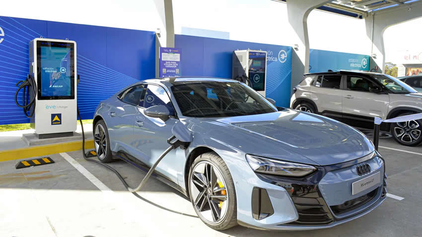 Crece la demanda: advierten un posible cuello de botella si no se multiplican los puntos de carga eléctricos
