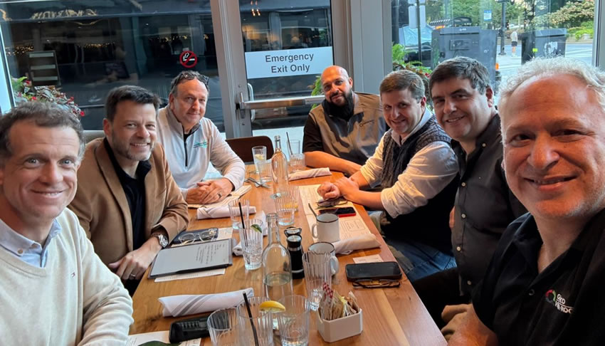 ARPEC y Gilbarco sellan alianza estratégica para liderar la nueva era de los surtidores eléctricos