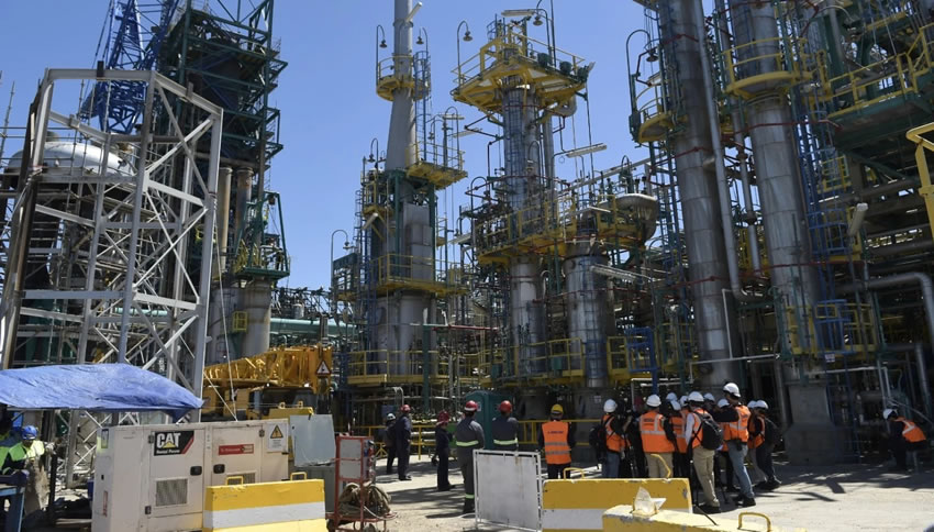 La refinería de La Teja vuelve a operar tras más de dos meses fuera de servicio por falla en la boya petrolera