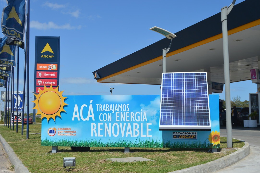 Para 2026 las casi 500 Estaciones de Servicio uruguayas podrían contar con un cargador eléctrico