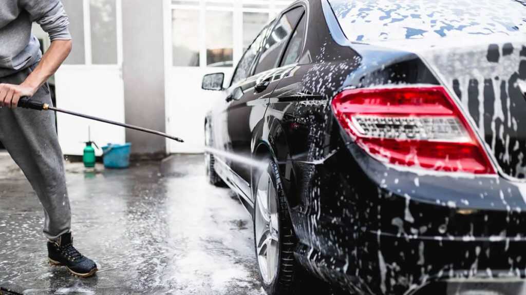 El lavado autoservicio se consolida en las estaciones y acelera su expansión