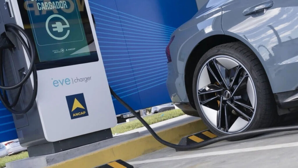 Mathias Álvarez, CEO de MA Group: “El parque automotor eléctrico crece por ascensor y la infraestructura va por la escalera”