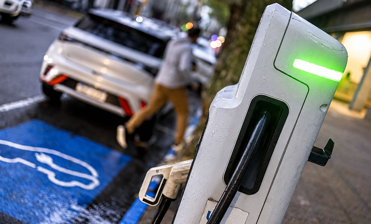 Boom de ventas y alerta en el Este: ¿se saturó la red de carga?