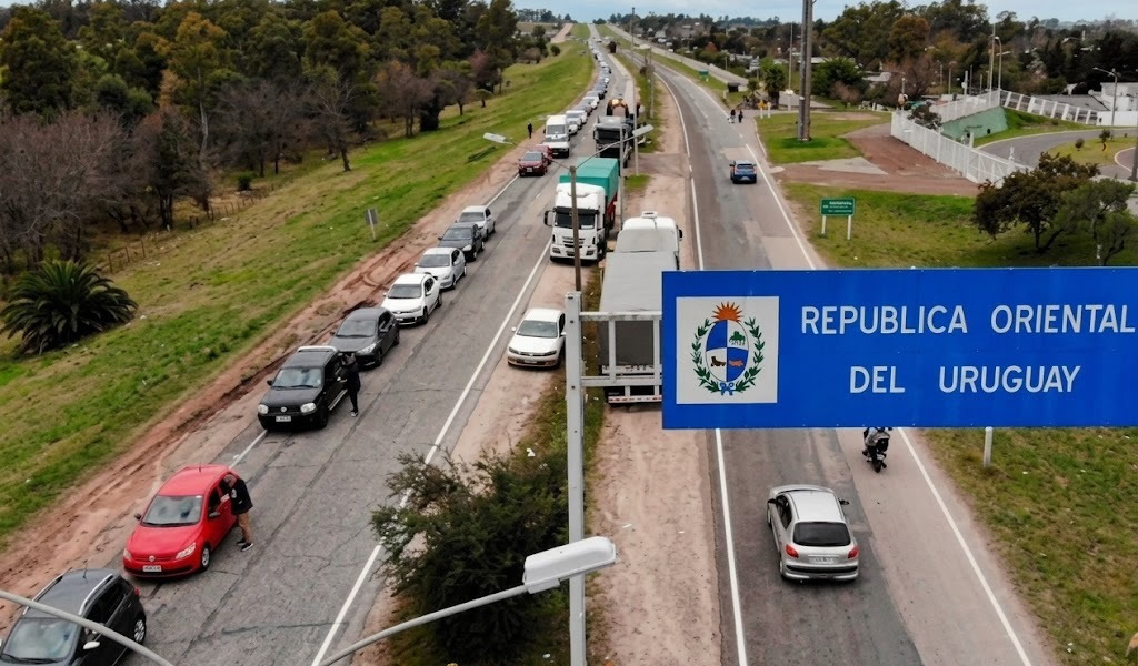 Cruzar a Colón solo a cargar nafta ya no resulta tan rentable